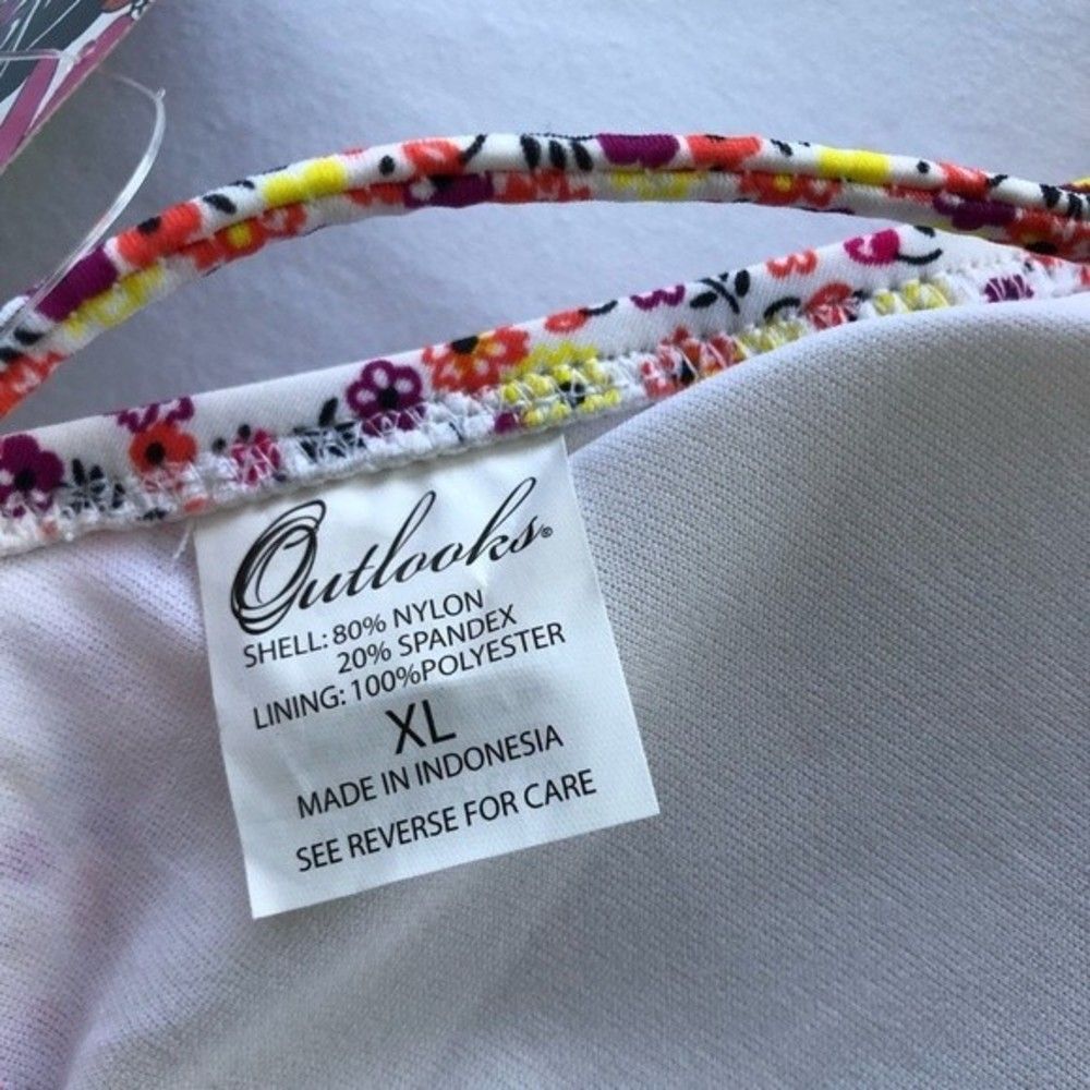 NWT Bathing Suits Outlooks Women’s Swimsuit Top Bottoms Floral Print Size XL - Picture 7 of 16